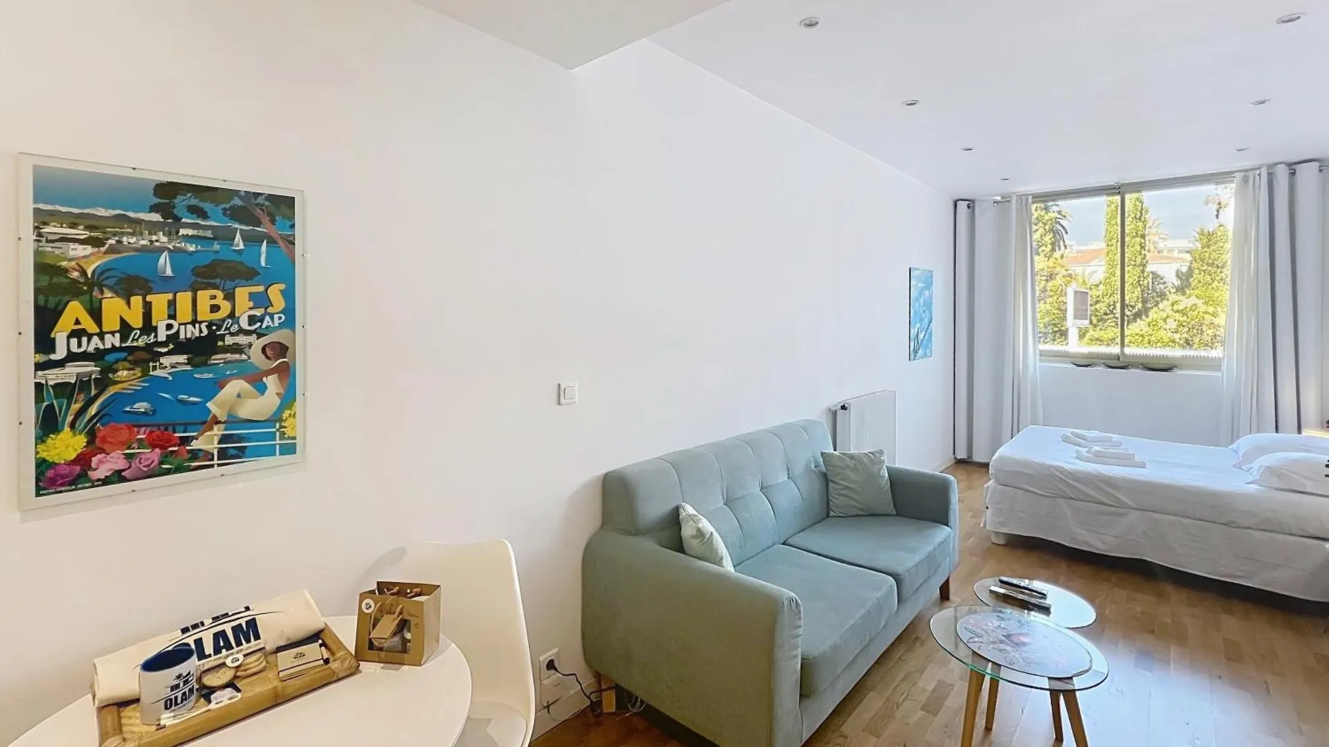 Cannes Heart Of Town Cozy Bright Warm & Sunny Studio By Olam Properties 0*,  Francja